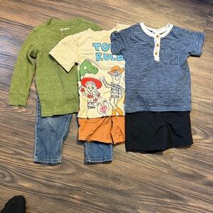 Cat & Jack Green Top and Blue Jeans Set